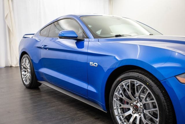 2020 Ford Mustang GT Fastback - 22393657 - 29