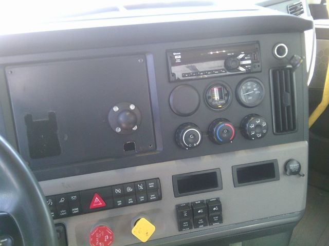 2020 Freightliner CA126DC daycab 2020 FREIGHTLINER DAY CAB - 22840750 - 7