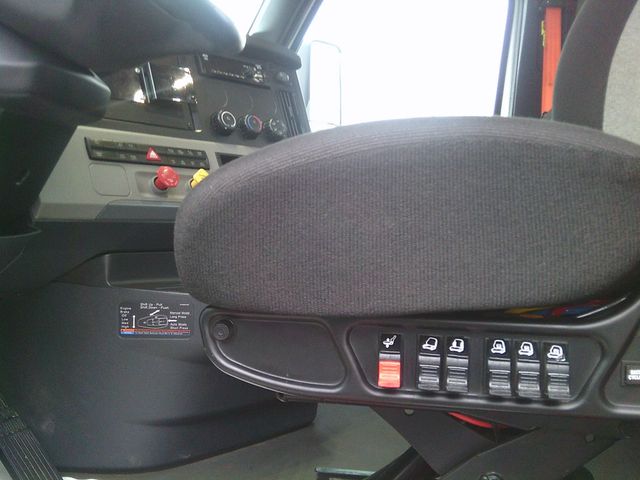 2020 Freightliner CA126DC daycab CA126DC daycab - 22715275 - 10