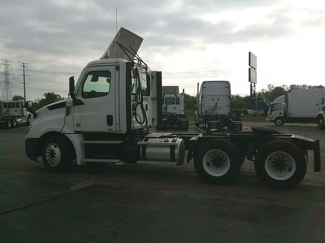 2020 Freightliner CA126DC daycab CA126DC daycab - 22840619 - 8