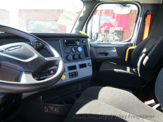 2020 Freightliner Cascadia 126  - 22906967 - 14