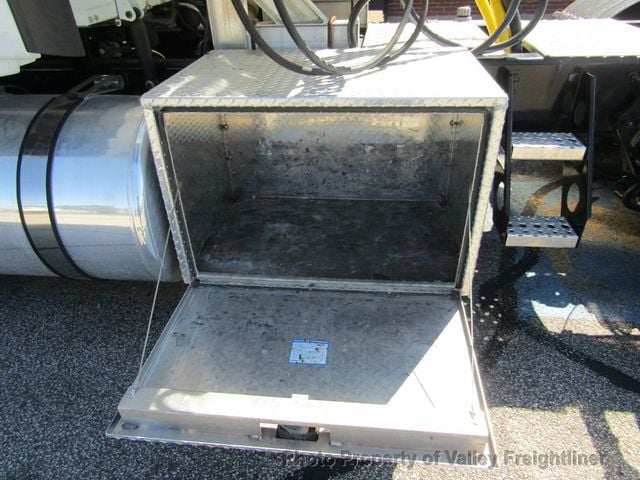 2020 Freightliner Cascadia 126  - 22915196 - 13