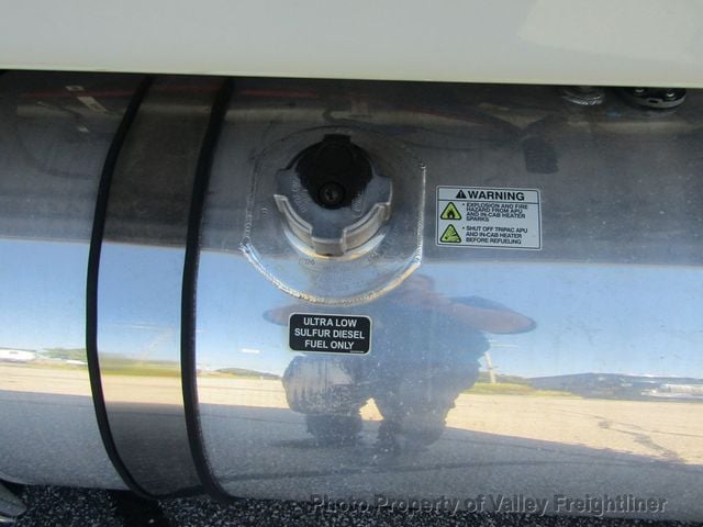 2020 Freightliner Cascadia 126  - 22915196 - 14