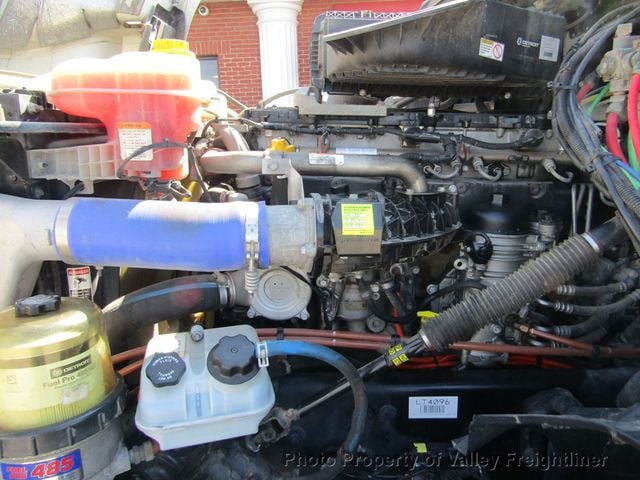 2020 Freightliner Cascadia 126  - 22915196 - 15
