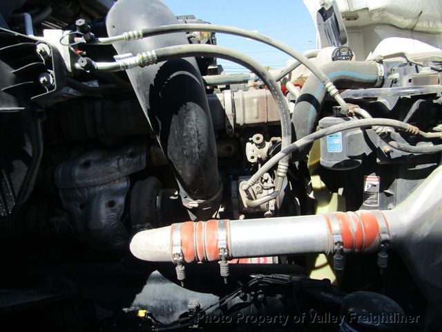 2020 Freightliner Cascadia 126  - 22915196 - 17