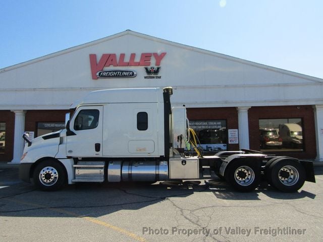 2020 Freightliner Cascadia 126  - 22915196 - 24