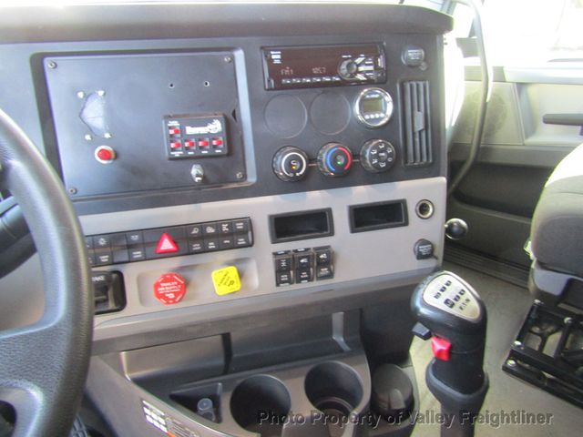 2020 Freightliner Cascadia 126  - 22915196 - 29