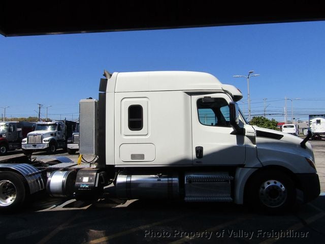 2020 Freightliner Cascadia 126  - 22915196 - 3