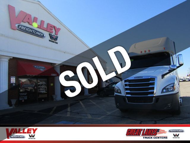 2020 Freightliner Cascadia 126  - 22937918 - 0