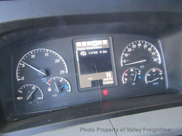 2020 Freightliner Cascadia 126  - 22937918 - 11