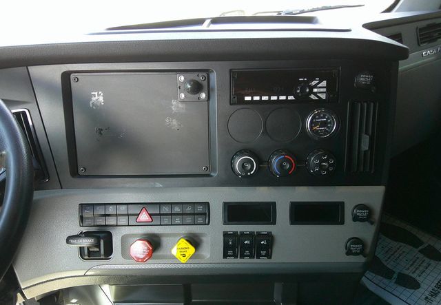 2020 Freightliner Cascadia 126  - 22591544 - 16