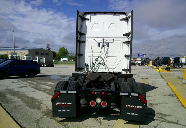 2020 Freightliner Cascadia 126  - 22591544 - 3