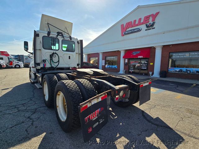 2020 Freightliner CASCADIA 126 DAY CAB - 22801459 - 7