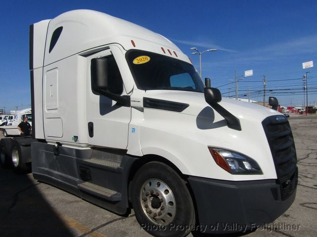 2020 Freightliner CASCADIA 126 RAISED ROOF SLEEPER - 22796453 - 3