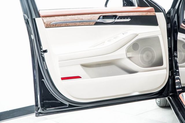 2020 Genesis G90 3.3T Premium RWD - 22931058 - 44