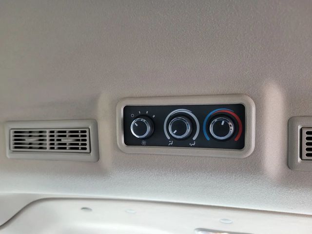 2020 GMC Savana 2500 Cargo Regular Van 3D - 22939714 - 25