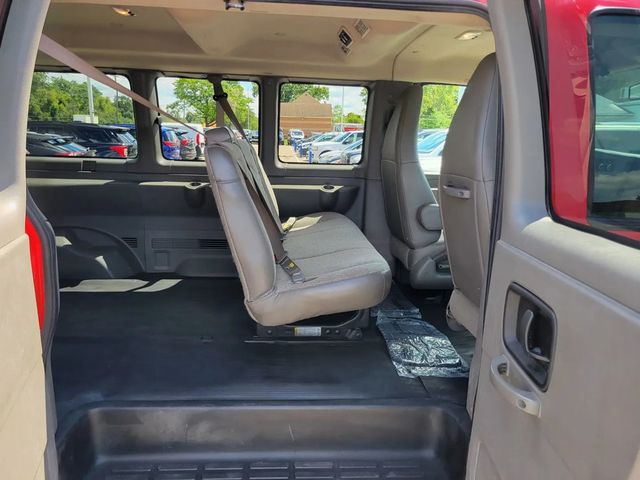 2020 GMC Savana 2500 Cargo Regular Van 3D - 22939714 - 3