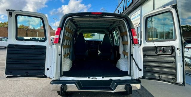 2020 GMC Savana Cargo Van RWD 2500 135" - 22934509 - 7