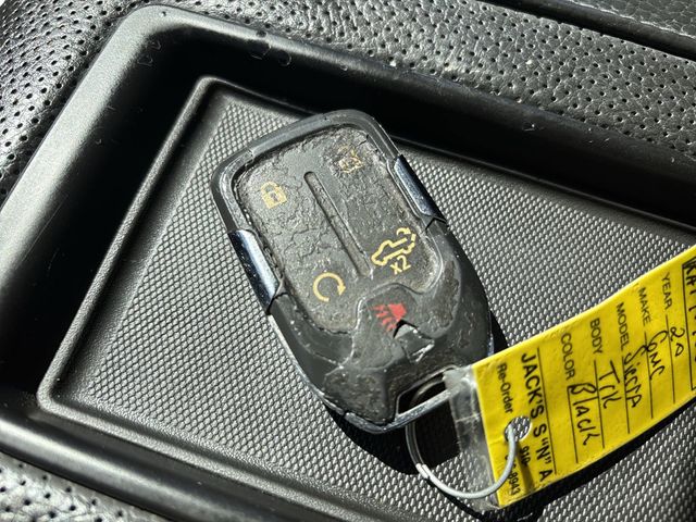 2020 GMC Sierra 3500HD 4WD Crew Cab 159" Denali - 22791615 - 29