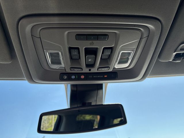 2020 GMC Sierra 3500HD 4WD Crew Cab 159" Denali - 22791615 - 31