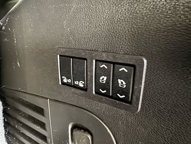 2020 GMC Yukon 4WD 4dr SLT - 22934306 - 28