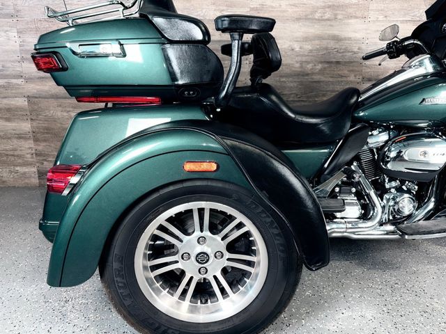 2020 Harley-Davidson FLHTCUTG Triglide Ultra LOW MILES! - 22885266 - 10