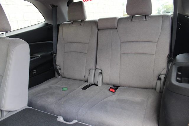 2020 Honda Pilot EX AWD - 22878257 - 19