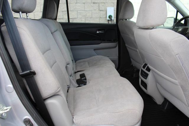 2020 Honda Pilot EX AWD - 22878257 - 21