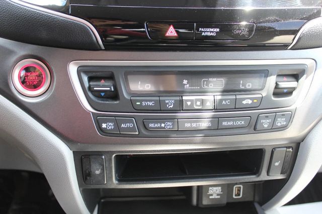 2020 Honda Pilot EX AWD - 22878257 - 25