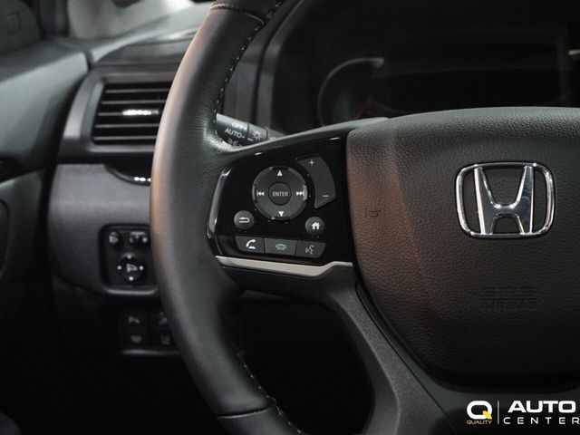 2020 Honda Pilot Touring 8-Passenger AWD - 22910478 - 30