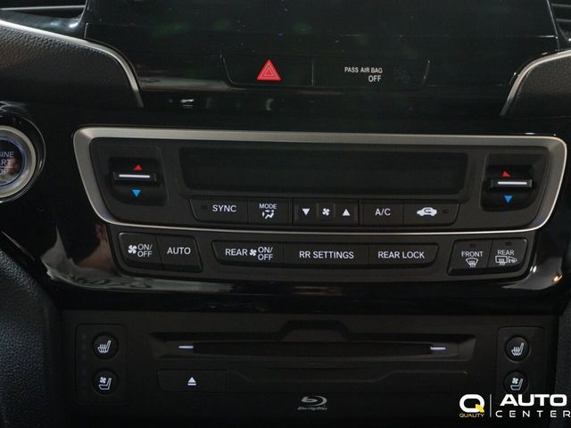 2020 Honda Pilot Touring 8-Passenger AWD - 22910478 - 36