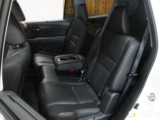 2020 Honda Pilot Touring 8-Passenger AWD - 22910478 - 42