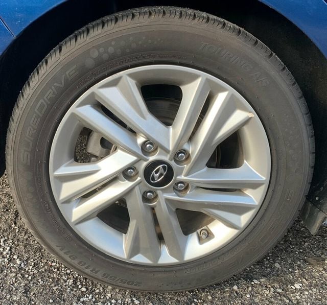 2020 Hyundai Elantra SE IVT - 22658996 - 21