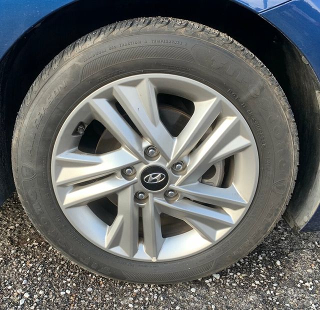 2020 Hyundai Elantra SE IVT - 22658996 - 23