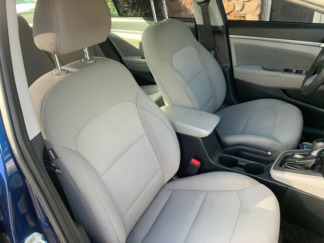 2020 Hyundai Elantra SE IVT - 22658996 - 27