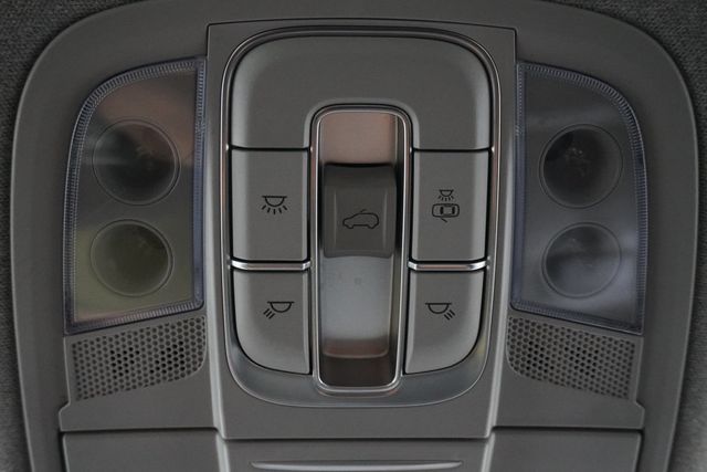 2020 Hyundai Santa Fe SEL 2.4L Automatic FWD - 22864226 - 23