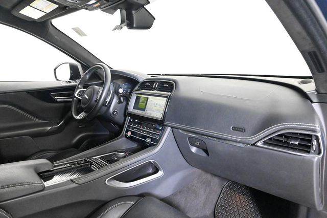 2020 Jaguar F-PACE 25t R-Sport - 22923912 - 14