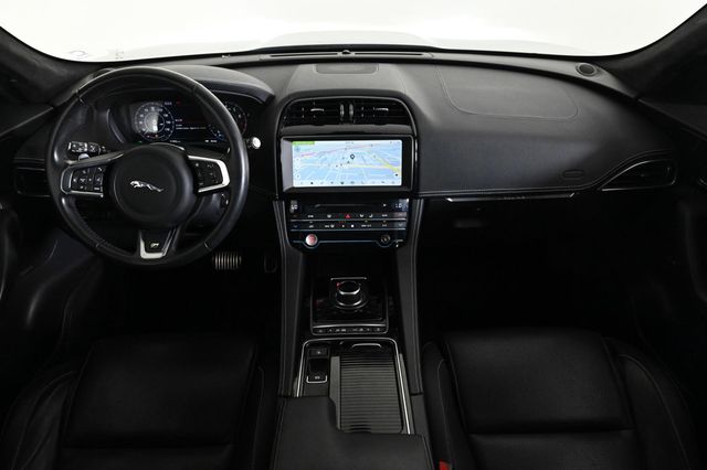 2020 Jaguar F-PACE 25t R-Sport - 22923912 - 8