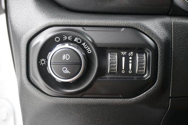 2020 Jeep Gladiator Altitude 4x4 - 22920846 - 21