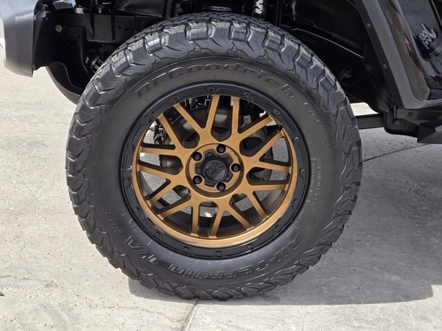 2020 Jeep Gladiator North Edition 4x4 - 22934829 - 5