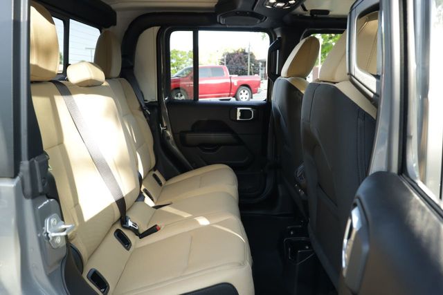 2020 Jeep Gladiator Overland 4x4 - 20779960 - 13