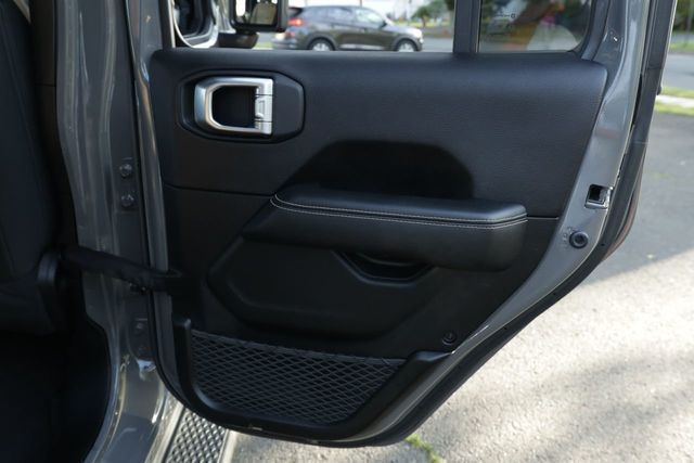 2020 Jeep Gladiator Overland 4x4 - 20779960 - 18