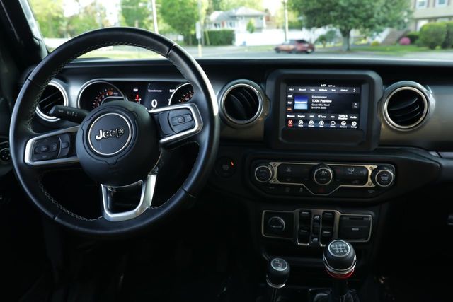 2020 Jeep Gladiator Overland 4x4 - 20779960 - 30