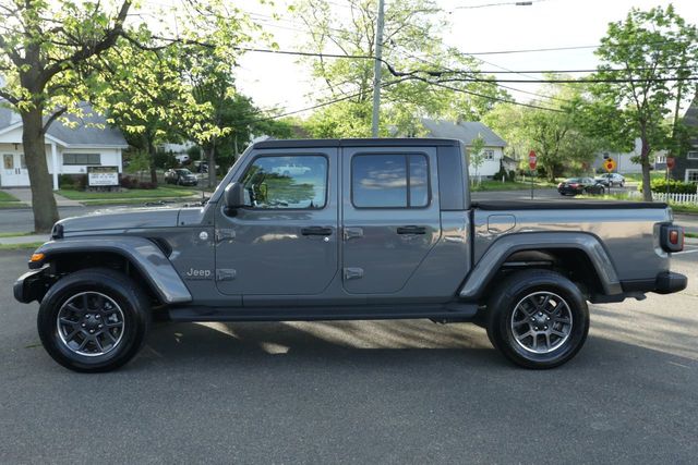 2020 Jeep Gladiator Overland 4x4 - 20779960 - 3