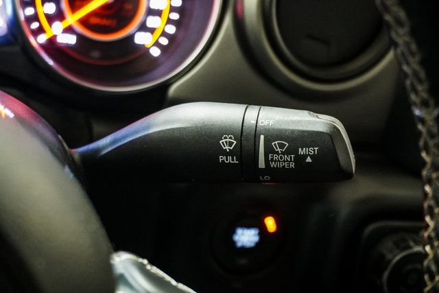 2020 Jeep Gladiator Sport - 22934092 - 17