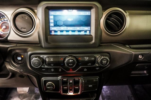 2020 Jeep Gladiator Sport - 22934092 - 23