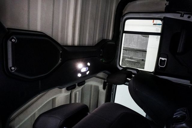 2020 Jeep Gladiator Sport - 22934092 - 8