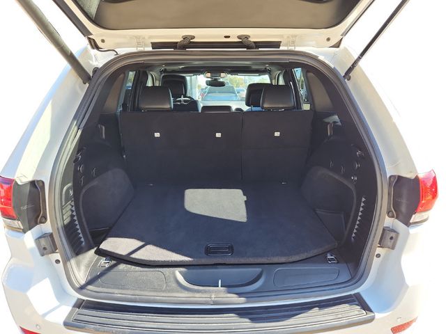 2020 Jeep Grand Cherokee Altitude 4x4 with Power Sunroof - 22934666 - 10