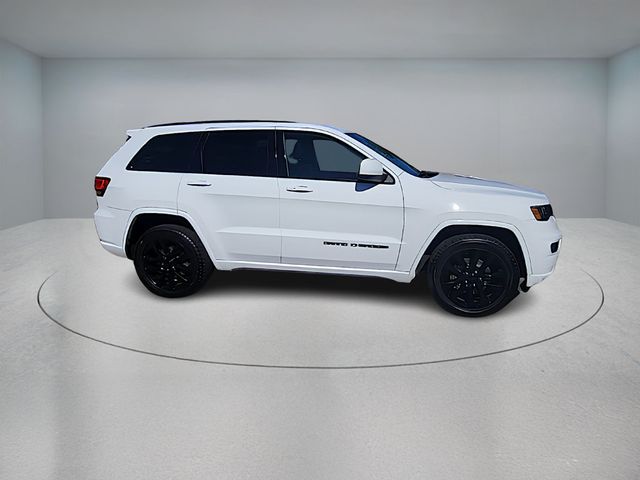 2020 Jeep Grand Cherokee Altitude 4x4 with Power Sunroof - 22934666 - 1