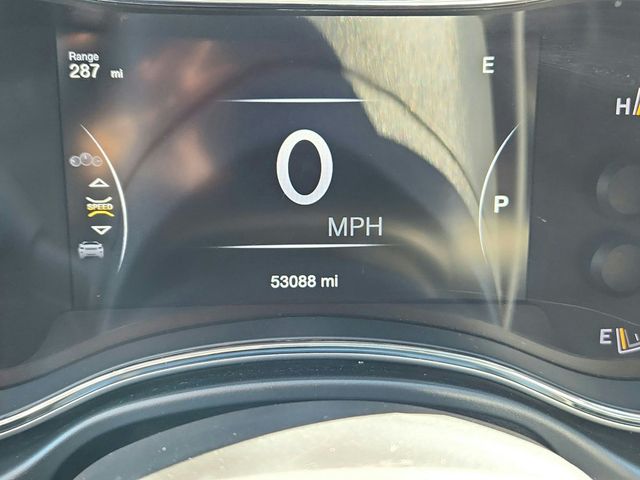 2020 Jeep Grand Cherokee Altitude 4x4 with Power Sunroof - 22934666 - 19